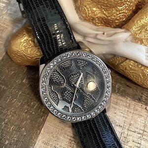 Guess Ladies Fashion Zebra Watch ⌚️